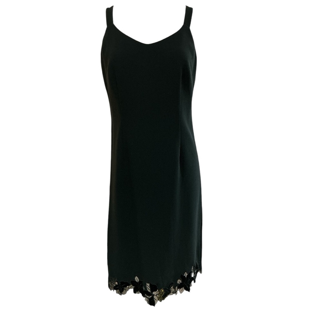Albert Nipon dress black sheath - LINED embroidered floral hem VINTAGE FITS 6 ?